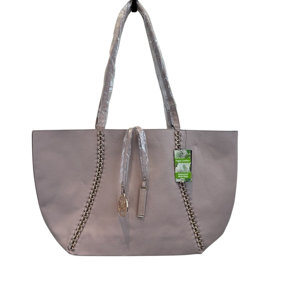BADGLEY MISCHKA TAUPE TOTE (NWT)